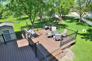 N97W16844 Chippewa Dr, Germantown, WI 53022 - Photo 32