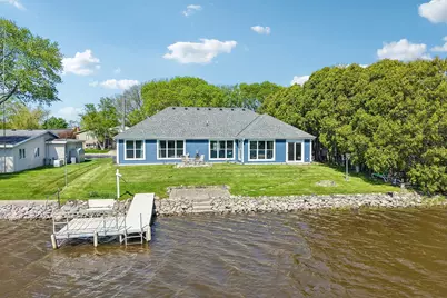 759  Kathryn Ct, Watertown, WI 53098 - Photo 2