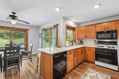 1202  Green Tree Rd, West Bend, WI 53090 - Photo 10