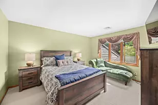 345 N Elm Grove Rd, Brookfield, WI 53005 - Photo 32
