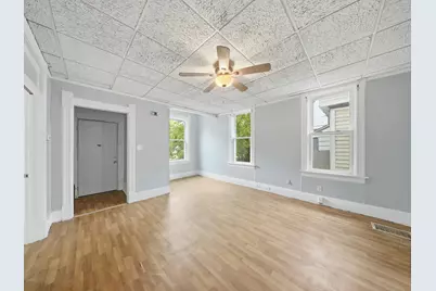 2911 N 6th St, Milwaukee, WI 53212 - Photo 2