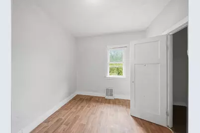 2911 N 6th St, Milwaukee, WI 53212 - Photo 28