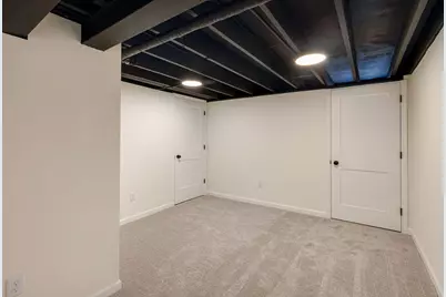 1531 W Edgerton Ave #T, Milwaukee, WI 53221 - Photo 14