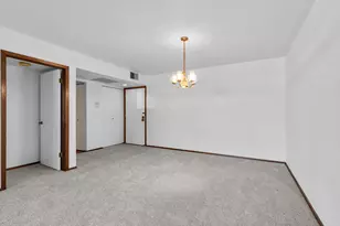 3838 N Oakland Ave, Shorewood, WI 53211 - Photo 12