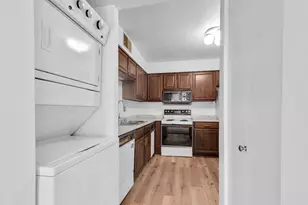 3838 N Oakland Ave, Shorewood, WI 53211 - Photo 6