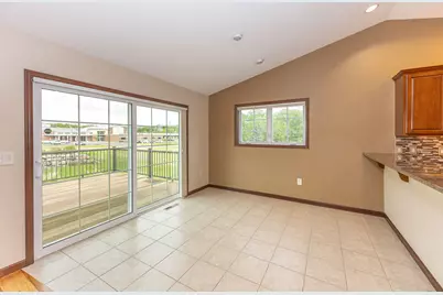 827  Barson Ct #23, Onalaska, WI 54650 - Photo 16