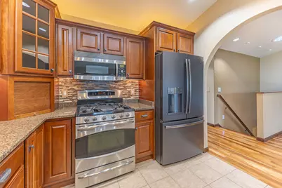 827  Barson Ct #23, Onalaska, WI 54650 - Photo 10