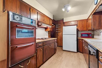227 S Hine Ave, Waukesha, WI 53188 - Photo 12