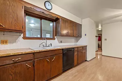 227 S Hine Ave, Waukesha, WI 53188 - Photo 16