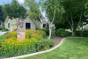 W191S6834 Bluegrass Dr, Muskego, WI 53150 - Photo 10