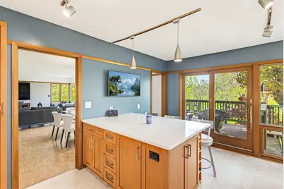8125  Milwaukee Ave, Wauwatosa, WI 53213 - Photo 10