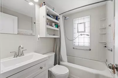 4744 W Montrose Ave, Milwaukee, WI 53219 - Photo 14