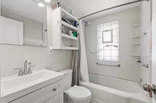 4744 W Montrose Ave, Milwaukee, WI 53219 - Photo 14