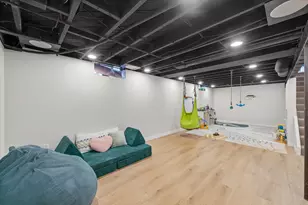 4744 W Montrose Ave, Milwaukee, WI 53219 - Photo 22