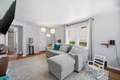 4744 W Montrose Ave, Milwaukee, WI 53219 - Photo 4