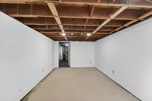 6509 Durand Ave, Racine, WI 53406 - Photo 22