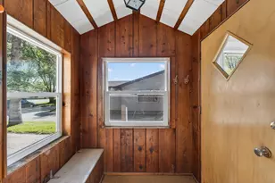 6509 Durand Ave, Racine, WI 53406 - Photo 10