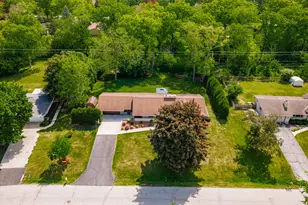 W124S6438 Hawthorne Rd, Muskego, WI 53150 - Photo 6