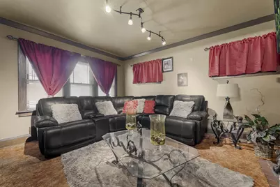 1128 W Capitol Dr, Milwaukee, WI 53206 - Photo 6