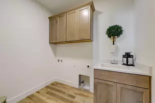 924 Wallace Loop, Oconomowoc, WI 53066 - Photo 28