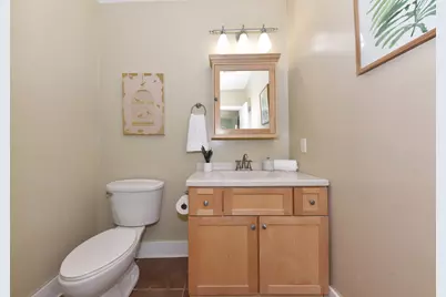 2543 N Gordon Pl, Milwaukee, WI 53212 - Photo 14