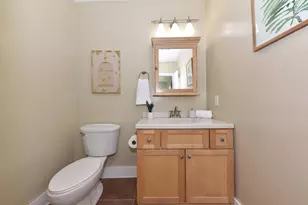 2543 N Gordon Pl, Milwaukee, WI 53212 - Photo 14