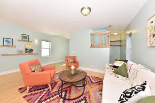 2543 N Gordon Pl, Milwaukee, WI 53212 - Photo 8