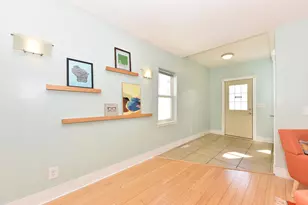 2543 N Gordon Pl, Milwaukee, WI 53212 - Photo 4
