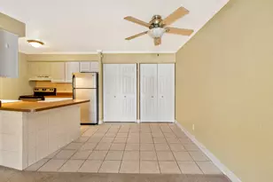 N82W13510 Fond Du Lac Ave, Menomonee Falls, WI 53051 - Photo 4