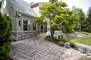 11560 N Canterbury Dr, Mequon, WI 53092 - Photo 40