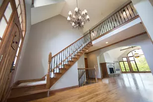 11560 N Canterbury Dr, Mequon, WI 53092 - Photo 22