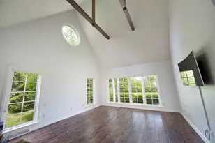 11560 N Canterbury Dr, Mequon, WI 53092 - Photo 14