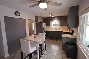 56 Illinois St, Racine, WI 53405 - Photo 12