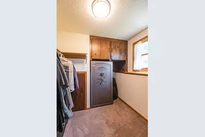 705  Spillway Dr, Campbell, WI 54603 - Photo 14