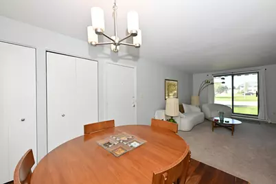 10352 W Whitnall Edge Ct #101, Franklin, WI 53132 - Photo 12