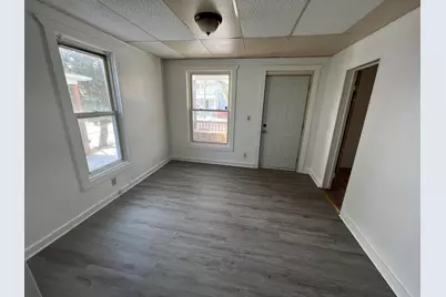 413  Park View Dr, Racine, WI 53404 - Photo 2