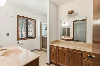 4657 S 114th St, Greenfield, WI 53228 - Photo 18