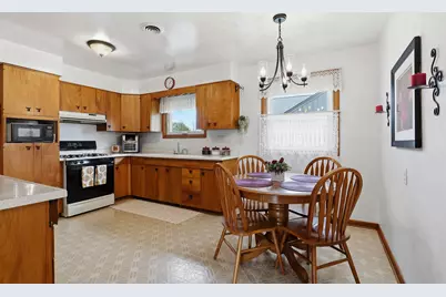 2825 S 7th St, Sheboygan, WI 53081 - Photo 2