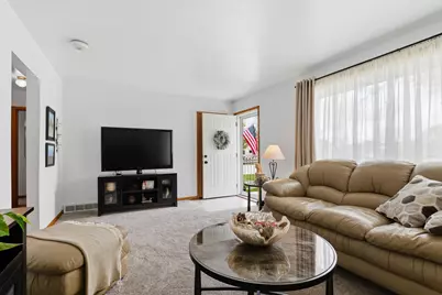 2825 S 7th St, Sheboygan, WI 53081 - Photo 6