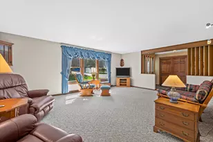405 Plat Rd, Richfield, WI 53017 - Photo 8