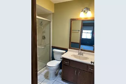 1214  Cherrywood Dr, Waukesha, WI 53188 - Photo 6