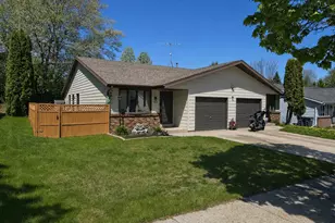 1612 N 35th St, Sheboygan, WI 53081 - Photo 1
