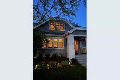 5074 N Hollywood Ave, Whitefish Bay, WI 53217 - Photo 2