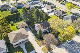 2915 S 16th St, Sheboygan, WI 53081 - Photo 6