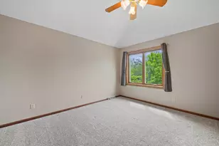 4385 S Sommerset Dr, New Berlin, WI 53151 - Photo 36