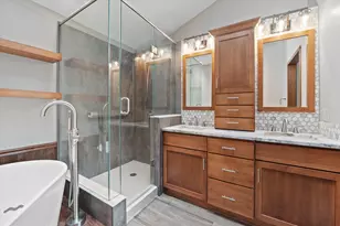 4385 S Sommerset Dr, New Berlin, WI 53151 - Photo 34
