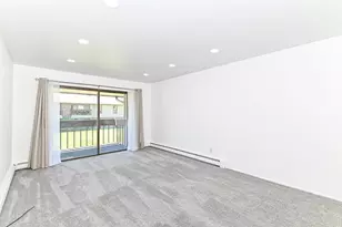 8117 W Manitoba St, West Allis, WI 53219 - Photo 18