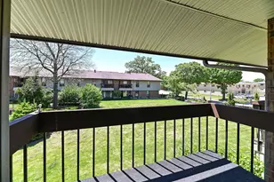 8117 W Manitoba St, West Allis, WI 53219 - Photo 28