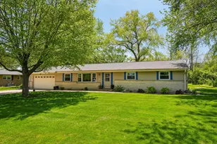 N50W17803 Greenview Ave, Menomonee Falls, WI 53051 - Photo 1
