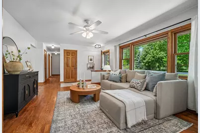 N50W17803  Greenview Ave, Menomonee Falls, WI 53051 - Photo 6